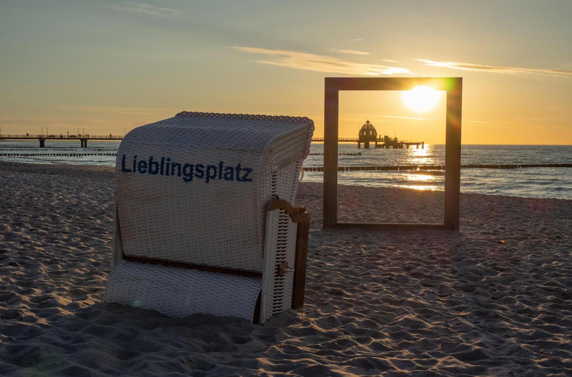 Strandhafer An Der Seebruecke Zingst Eksteriør bilde